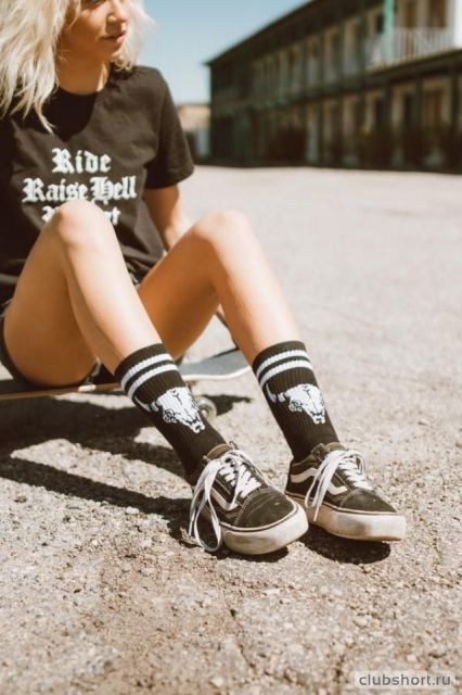 82907_the-litas.jpg